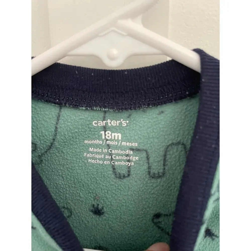 Carter’s 18 month fleece outfit